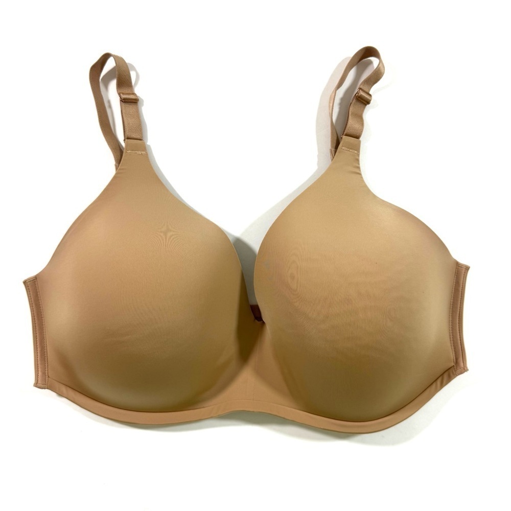 Soma Vanishing 360 Wireless Bra Size 38DD Beige